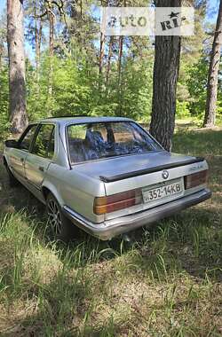 Седан BMW 3 Series 1986 в Черкасах