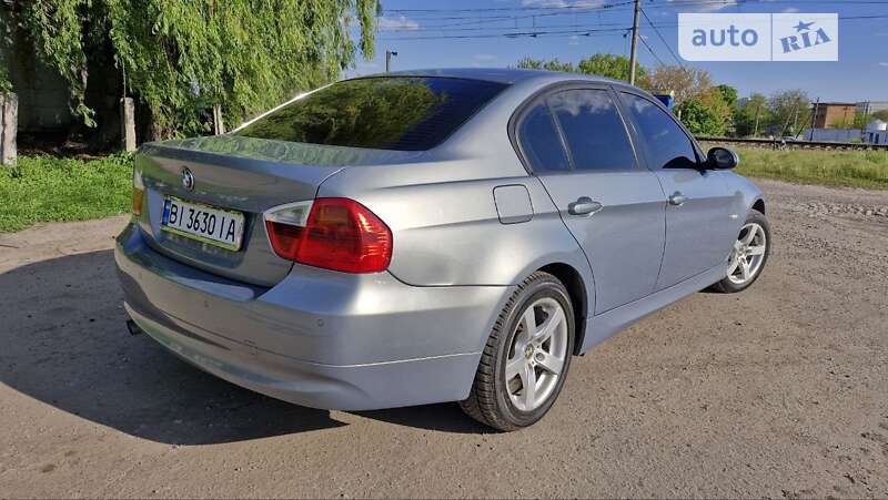 Седан BMW 3 Series 2006 в Миргороде