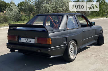 Купе BMW 3 Series 1985 в Новой Одессе