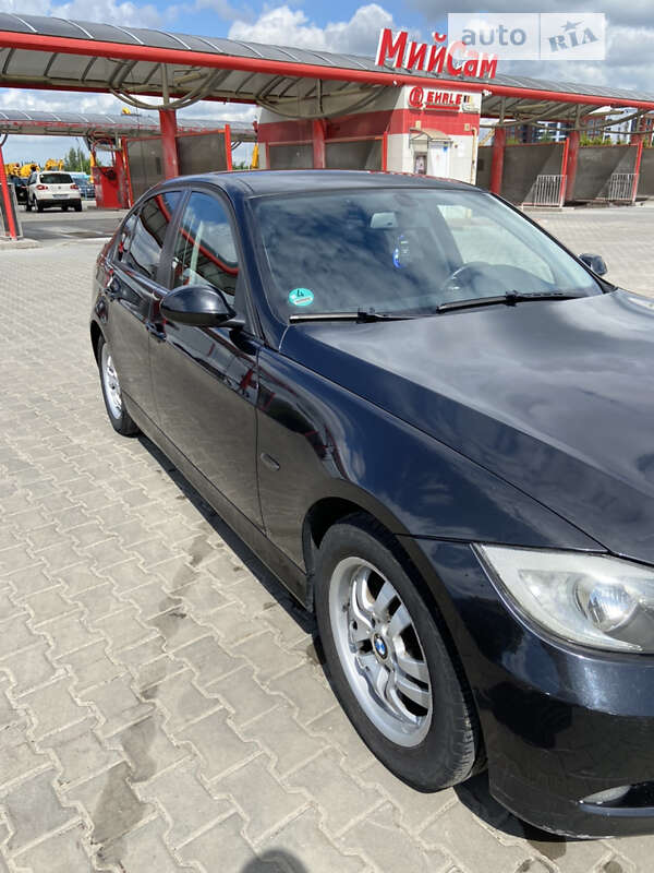 Седан BMW 3 Series 2007 в Луцке