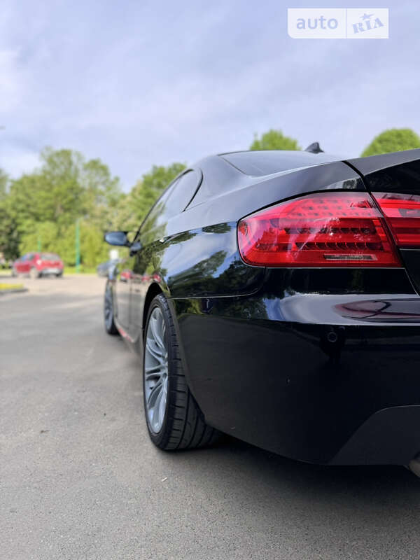 Купе BMW 3 Series 2011 в Ивано-Франковске
