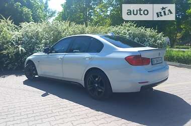 Седан BMW 3 Series 2013 в Миргороде