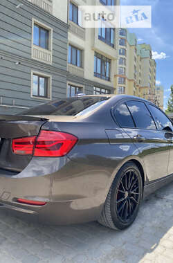 Седан BMW 3 Series 2012 в Івано-Франківську