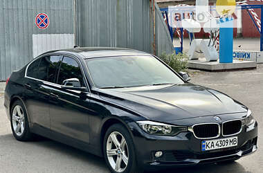 Седан BMW 3 Series 2014 в Киеве