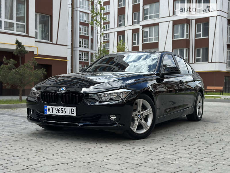 Седан BMW 3 Series 2012 в Ивано-Франковске