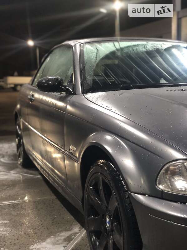 Кабриолет BMW 3 Series 2002 в Кременчуге
