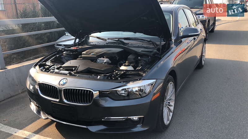 Седан BMW 3 Series 2014 в Львове