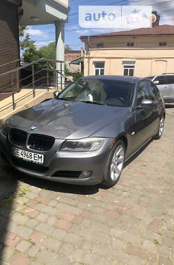 Седан BMW 3 Series 2010 в Чернівцях