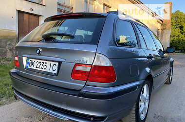 Универсал BMW 3 Series 2005 в Гоще