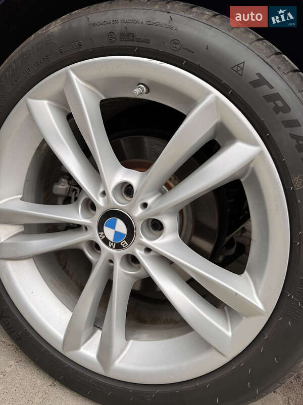 Седан BMW 3 Series 2016 в Ирпене фото 33 Седан BMW 3 Series 2016 в Ирпене