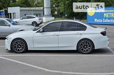 Седан BMW 3 Series 2013 в Львове