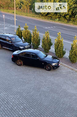 Седан BMW 3 Series 2009 в Луцке
