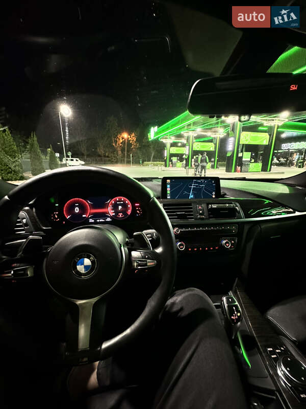 Седан BMW 3 Series 2016 в Львові