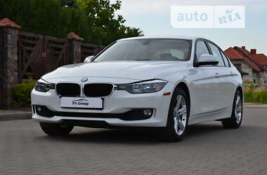 Седан BMW 3 Series 2015 в Луцьку