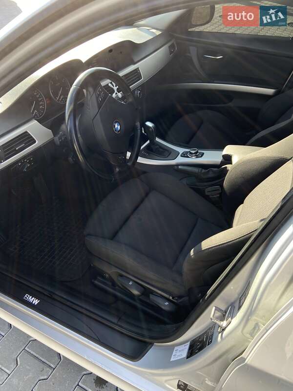 Універсал BMW 3 Series 2011 в Мукачевому