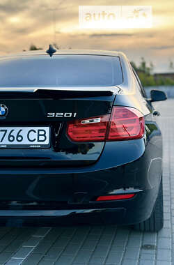 Седан BMW 3 Series 2014 в Тернополі