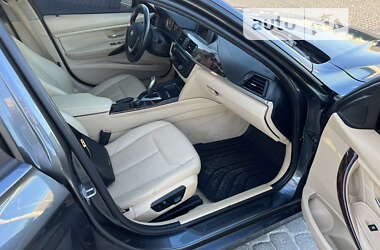 Седан BMW 3 Series 2013 в Львові