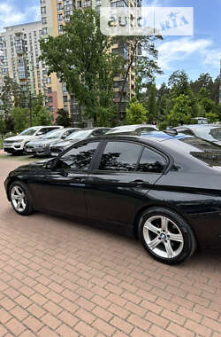 Седан BMW 3 Series 2013 в Києві