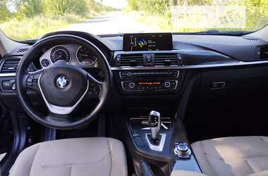 Седан BMW 3 Series 2013 в Рава-Руській