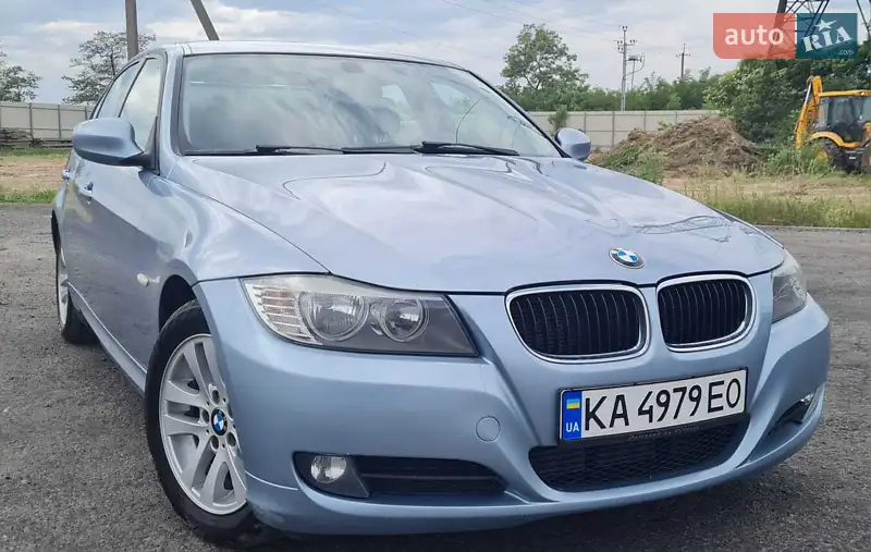 BMW 3 Series 2010