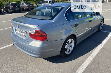 Седан BMW 3 Series 2005 в Києві