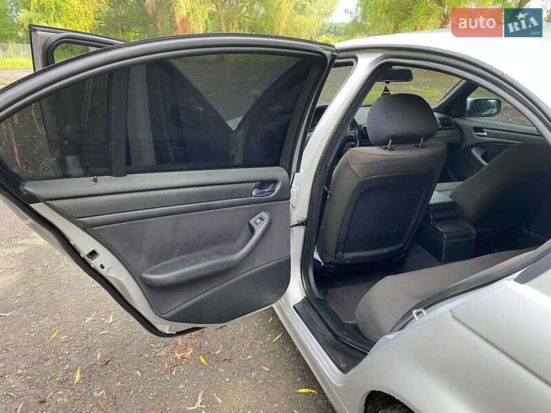 Седан BMW 3 Series 2002 в Млинове фото 10 Седан BMW 3 Series 2002 в Млинове
