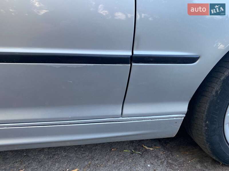 Седан BMW 3 Series 2002 в Млинове фото 33 Седан BMW 3 Series 2002 в Млинове