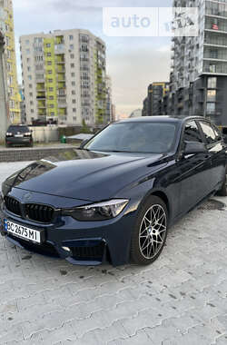 Седан BMW 3 Series 2012 в Львові