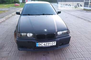 Седан BMW 3 Series 1996 в Жидачові