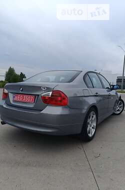 Седан BMW 3 Series 2006 в Коростені