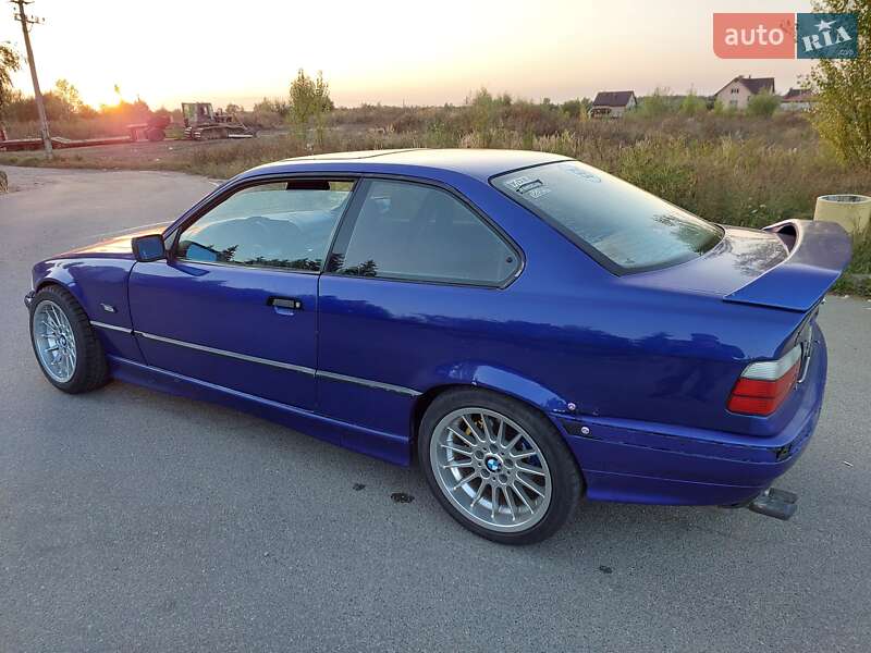 Купе BMW 3 Series 1993 в Вишгороді