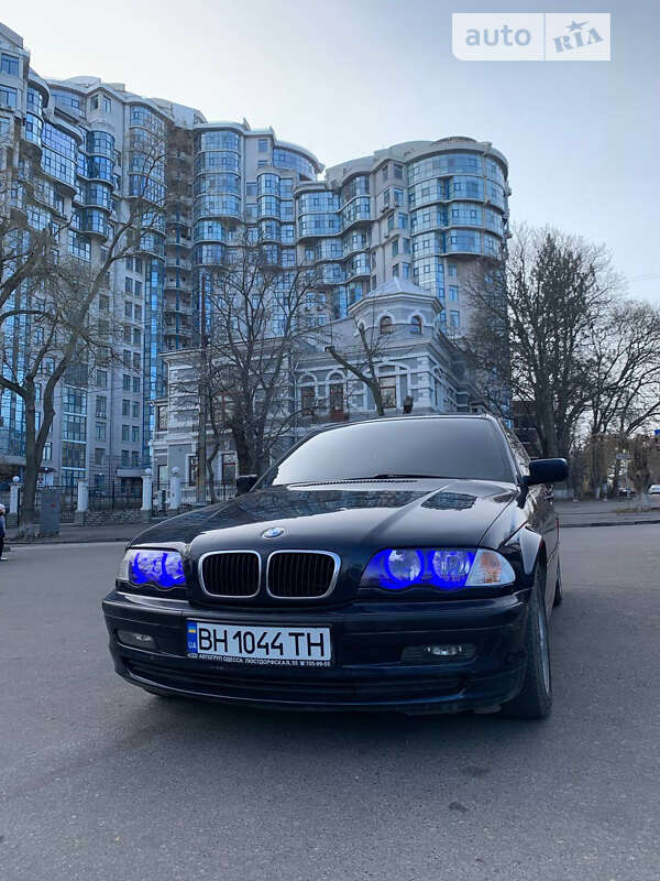 Седан BMW 3 Series 1998 в Белгороде-Днестровском