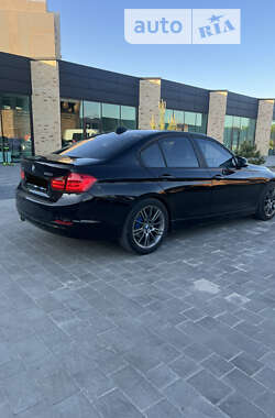 Седан BMW 3 Series 2013 в Хмельницькому