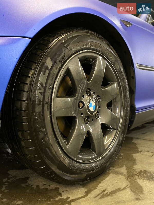Кабріолет BMW 3 Series 2004 в Києві