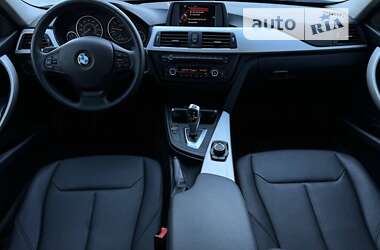 Седан BMW 3 Series 2015 в Києві