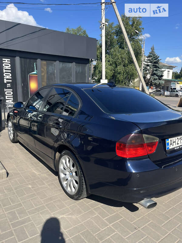 Седан BMW 3 Series 2008 в Краматорске