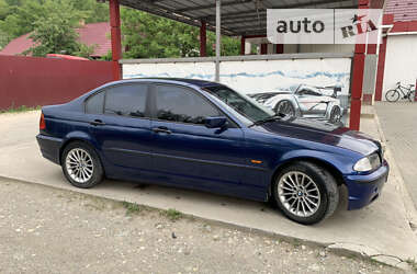 Седан BMW 3 Series 2001 в Рахове