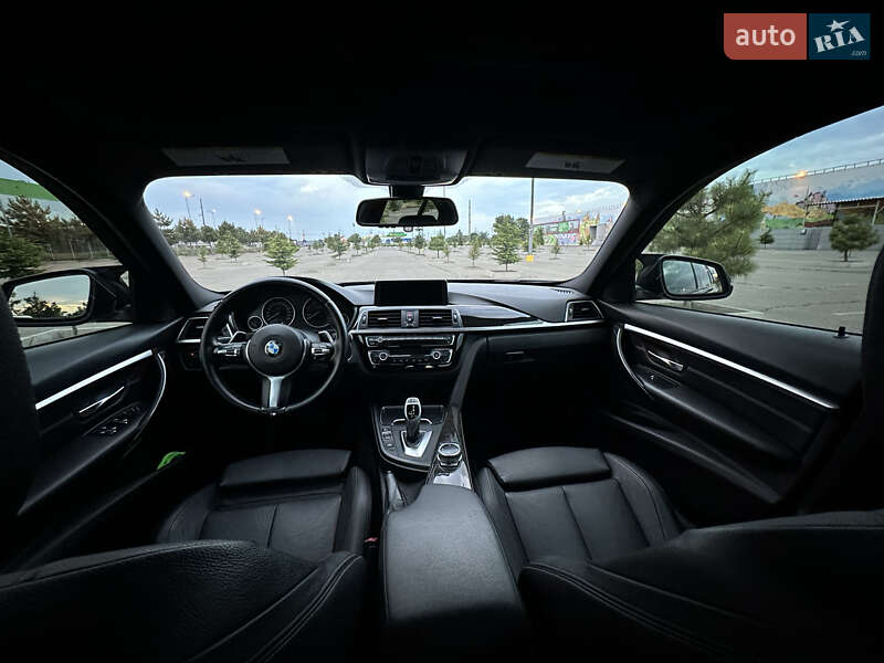 Седан BMW 3 Series 2015 в Одесі