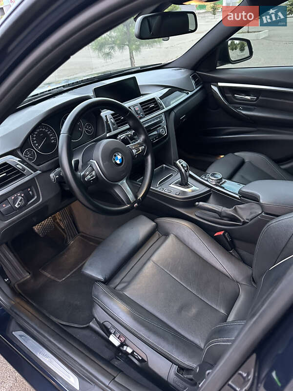 Седан BMW 3 Series 2015 в Одесі