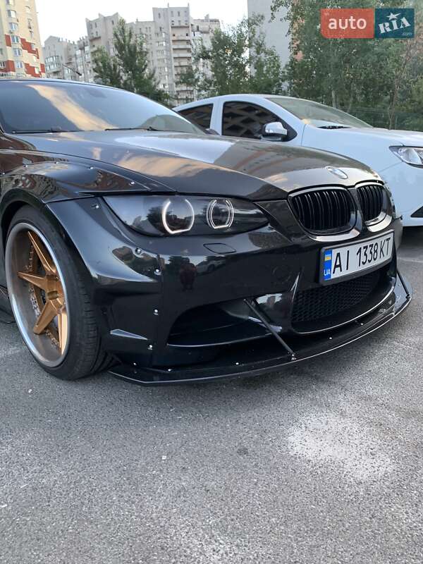 Купе BMW 3 Series 2009 в Києві
