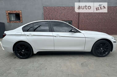 Седан BMW 3 Series 2013 в Виннице