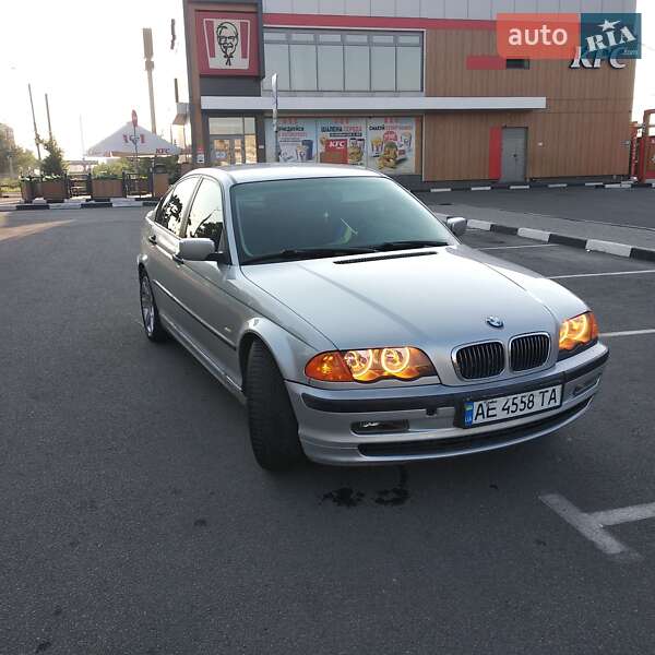 Седан BMW 3 Series 2000 в Днепре
