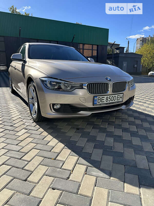 Седан BMW 3 Series 2014 в Миколаєві