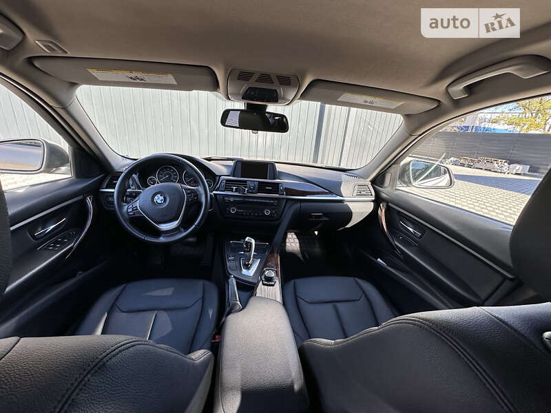 Седан BMW 3 Series 2014 в Миколаєві