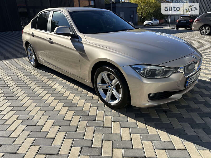 Седан BMW 3 Series 2014 в Миколаєві