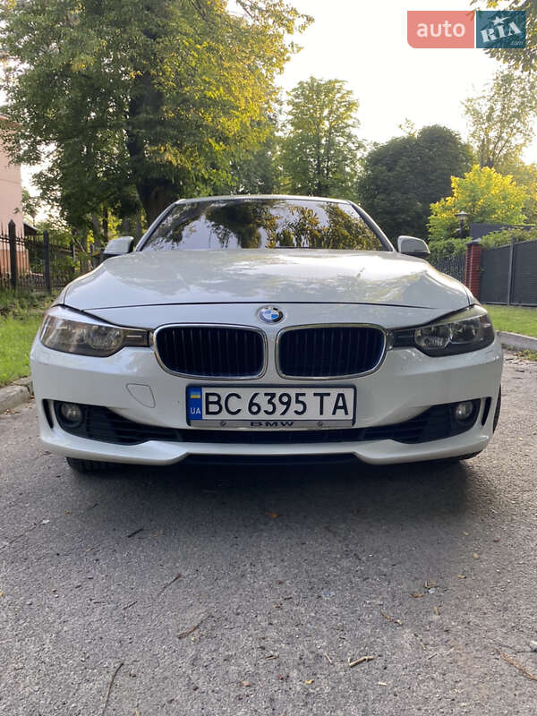 Седан BMW 3 Series 2012 в Львове