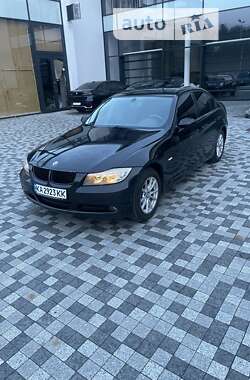 Седан BMW 3 Series 2007 в Києві