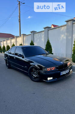 Седан BMW 3 Series 1995 в Одессе