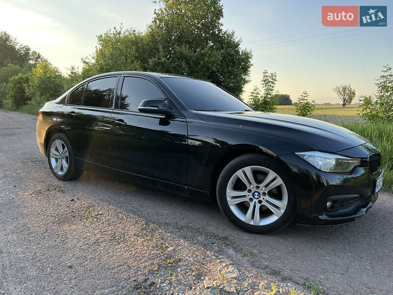 Седан BMW 3 Series 2015 в Киеве