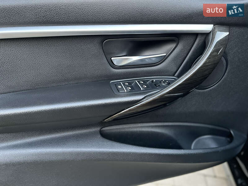 Седан BMW 3 Series 2015 в Киеве
